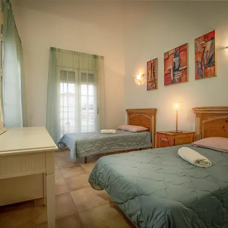 Дом отдыха Madronal Tenerife South Адехе